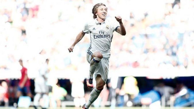 Modric 2020&#039;ye kadar Real Madrid&#039;de
