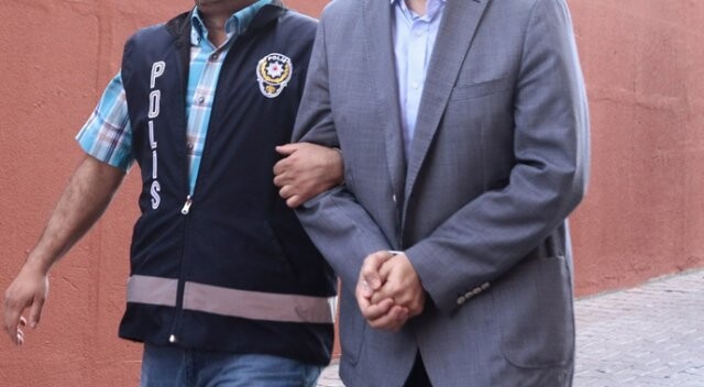Uşak’ta 6 akademisyen FETÖ’den gözaltına alındı