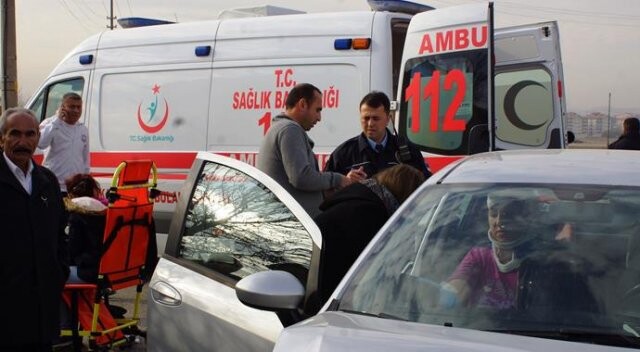 Ankara&#039;da trafik kazası, yaralılar var