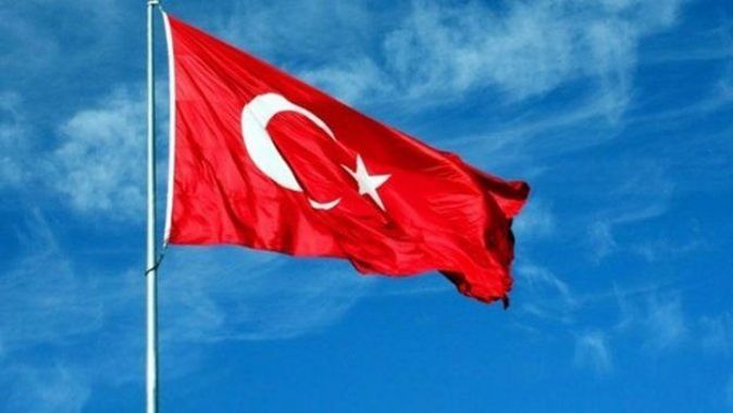 Arnavutluk&#039;tan &#039;Türk bayrağı&#039; kararı