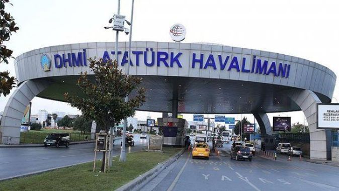 Atatürk Havalimanı&#039;nda valizde bulunan 9.5 milyon dolara el konuldu