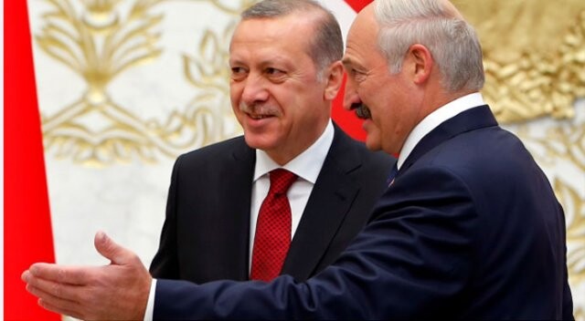 Erdoğan&#039;ın heyetinde sürpriz! MHP&#039;li ismi de yanına alıp gitti