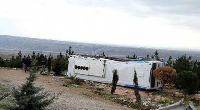 İran&#039;da otobüs kazası: 20 ölü