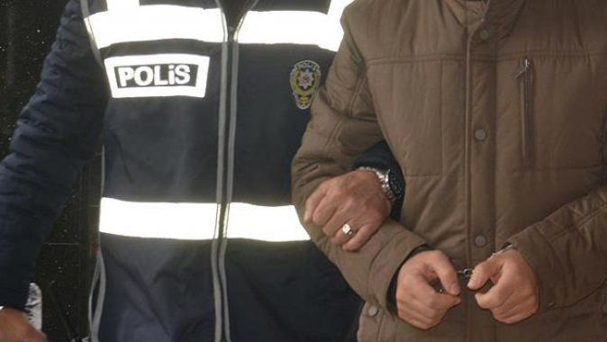 Konya&#039;da 28 öğretmen tutuklandı
