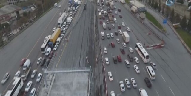 Mahmutbey gişelerinin trafik çilesi havadan görüntülendi
