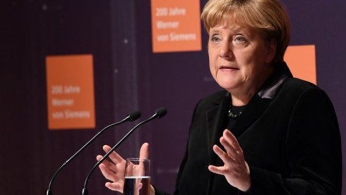 Merkel&#039;den &#039;Türkiye&#039; açıklaması