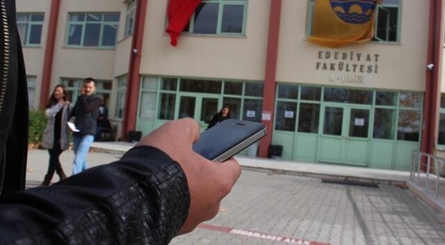 Trakya Üniversitesi&#039;nde sınavda telefon yasağı