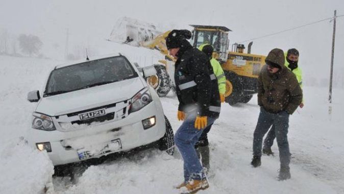 Balıkesir’de 240 köy yolu ulaşıma kapandı