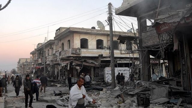 İdlib ve Halep&#039;e hava saldırıları: 29 ölü