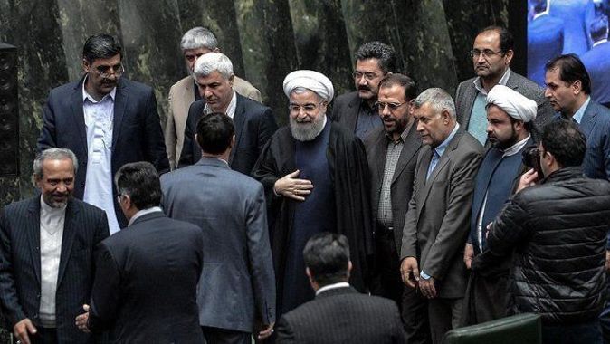 İran&#039;da gelecek yılın bütçe tasarısı meclise sunuldu