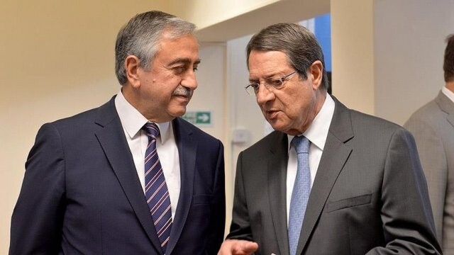 Kıbrıs barış görüşmeleri yeniden başlıyor