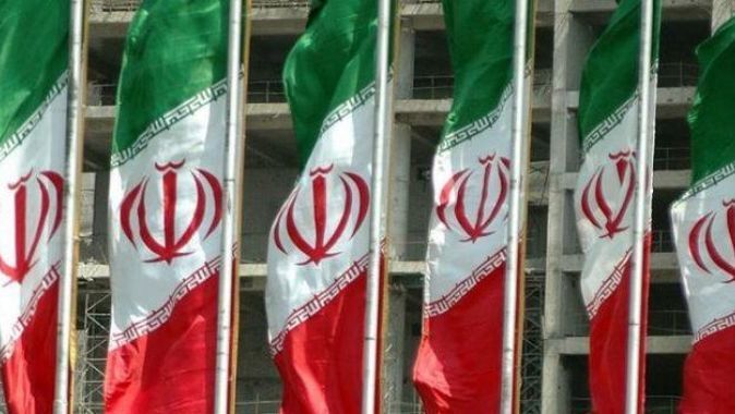 Özür dileyip İran hükümetini reddettiler!
