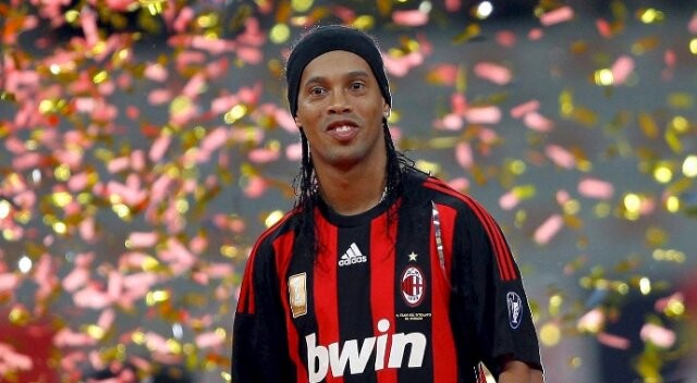 Ronaldinho’dan Chapecoense’ye jest