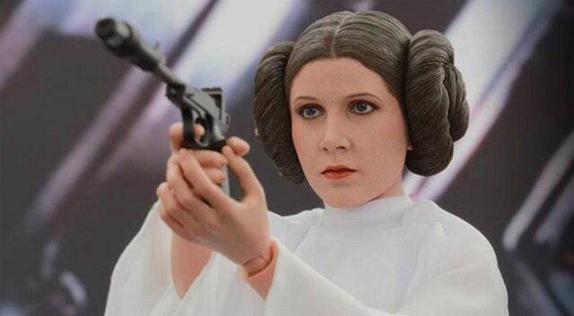 Star Wars oyuncusu Carrie Fisher hayatını kaybetti