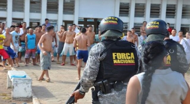 Brezilya&#039;da hapishanede isyan: 33 ölü