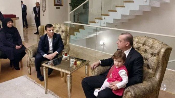 Cumhurbaşkanı Erdoğan&#039;dan burnu kırılan vekile ziyaret
