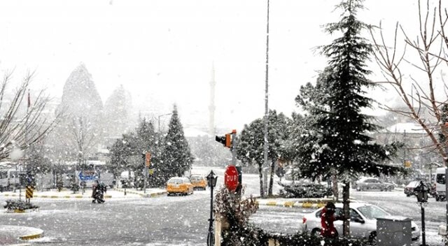 Dikkat! İstanbul&#039;a yeniden kar geliyor