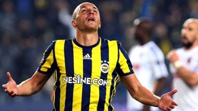 Fenerbahçeli Aatıf tepkilerin ardından ayrılık kararı aldı