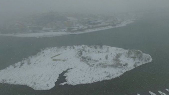 İstanbul’u kaplayan kar havadan böyle görüntülendi