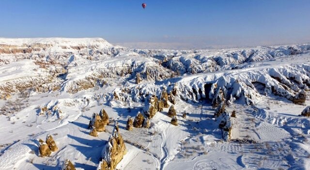 Kapadokya&#039;dan muhteşem kar manzaraları