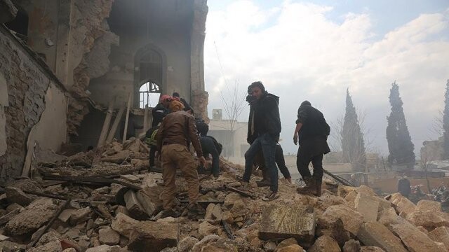 Rejim güçleri Halep&#039;i vurdu: 8 ölü, 11 yaralı