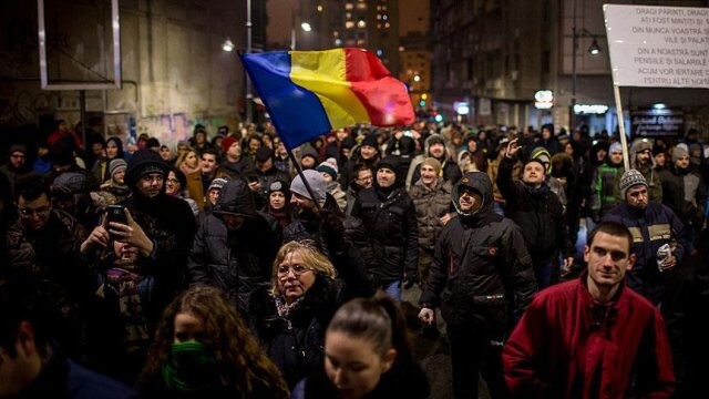 Romanya&#039;da &#039;af tasarısı&#039; protestoları