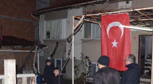 Şehit polisin haberi Eskişehir&#039;deki baba evine ulaştı