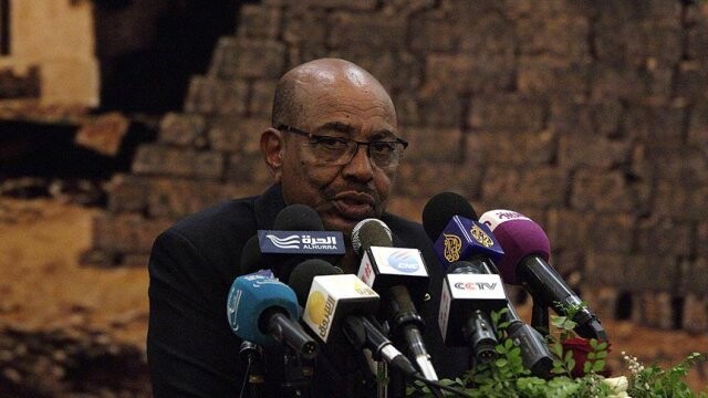 Sudan Devlet Başkanı Beşir&#039;den &#039;Trump&#039; açıklaması
