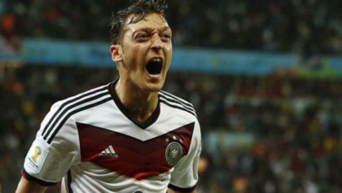 Yılın futbolcusu Mesut Özil