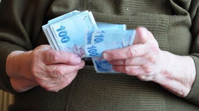 Bankalardan emekliye ‘özel’ avantajlar da geliyor