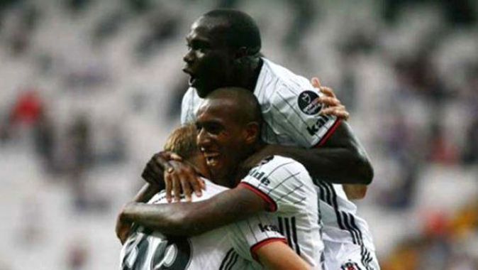Beşiktaş, Aboubakar&#039;ın bonservisi için Porto ile görüşmelere başlayacak