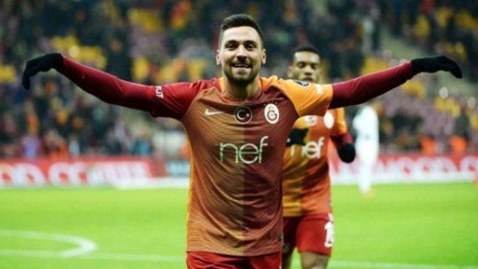 Beşiktaş maçına alınmayan Sinan&#039;dan imalı paylaşım