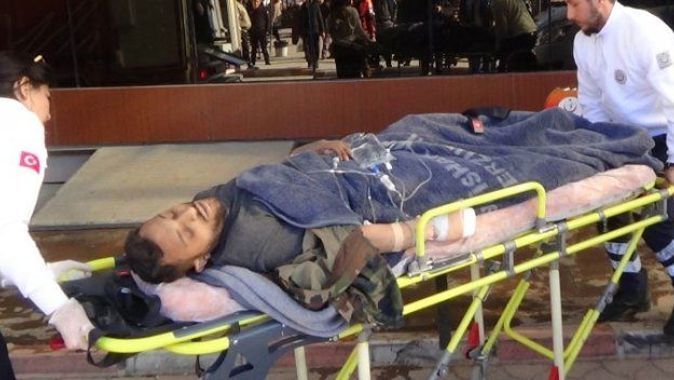 Çatışmalarda yaralanan 8 ÖSO askeri Kilis’e getirildi