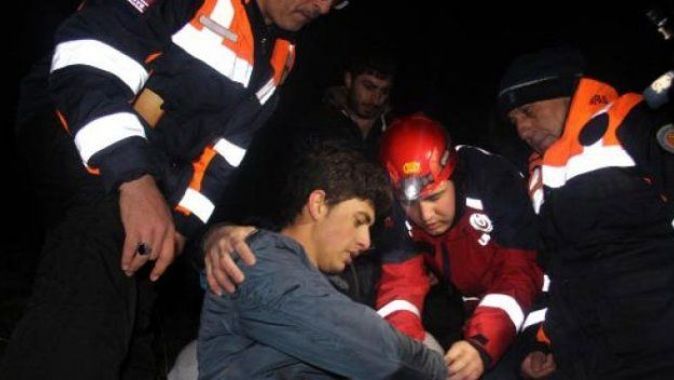 Erciyes Dağı&#039;nda mahsur kalan genç kurtarıldı