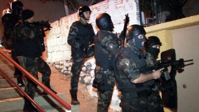 FETÖ&#039;nün imamları PKK&#039;lının evinde yakalandı