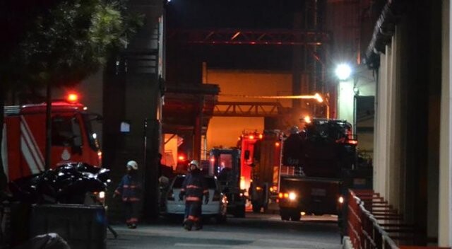 Silivri&#039;de fabrika yangını