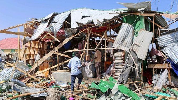 Somali&#039;deki bombalı saldırıda ölenlerin sayısı 32&#039;ye yükseldi