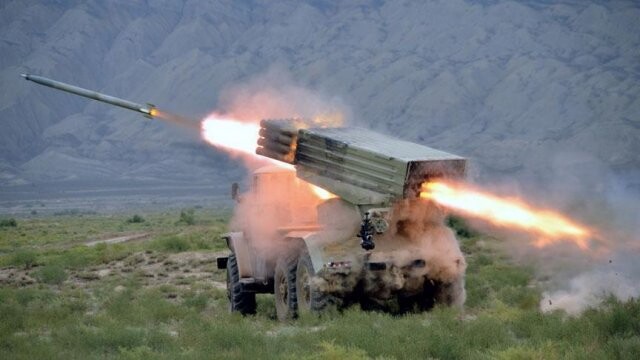 Azerbaycan, Pakistan&#039;dan gelişmiş silahlar alacak