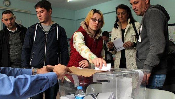 Bulgaristan&#039;ın seçim uygulamalarına vatandaştan tepki