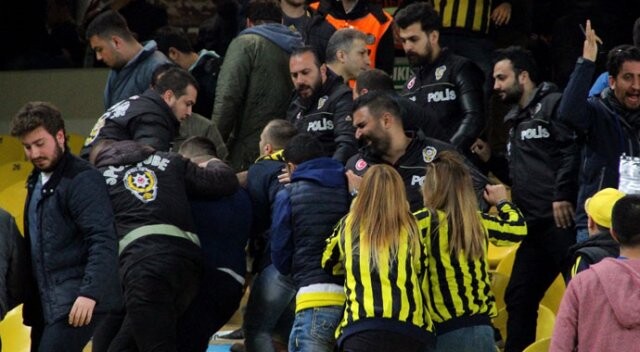Fenerbahçe tribünlerinde arbede