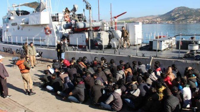 Foça’da, 115 Suriyeli göçmen yakalandı