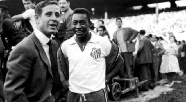 Futbolun unutulmaz ismi Raymond Kopa hayatını kaybetti