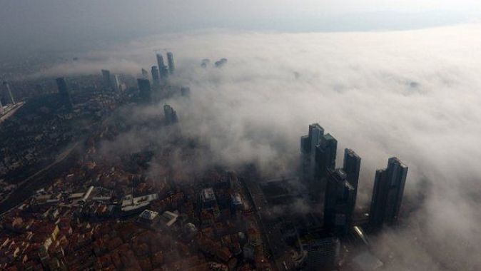 İstanbul’da havadan görüntülenen sis mest etti