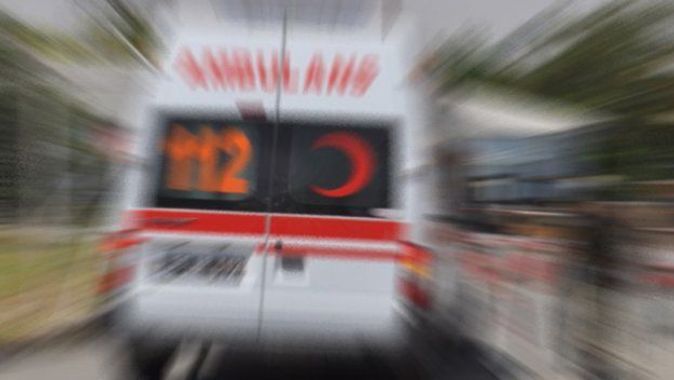Kamyon yolcu otobüsüne arkadan çarptı: 9 yaralı