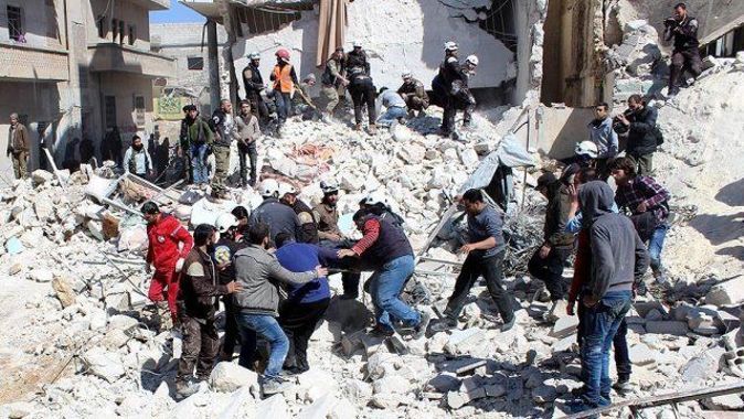 Katil Esad güçleri İdlib&#039;te sivilleri vurdu: 8 ölü