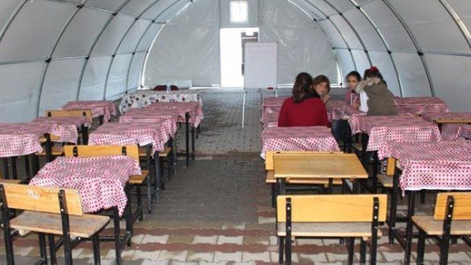 Samsat’ta okullar tatil edildi
