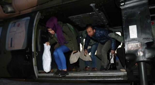Diyarbakır&#039;da oy pusulaları askeri helikopterle taşındı