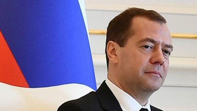 Medvedev ’metro güvenliği’ yasasını imzaladı