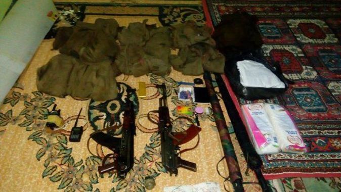 PKK&#039;lı teröristler silahlar ve mühimmatı camiye gizlemiş