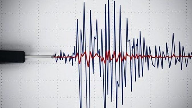 Şili&#039;de 6,2 büyüklüğünde deprem